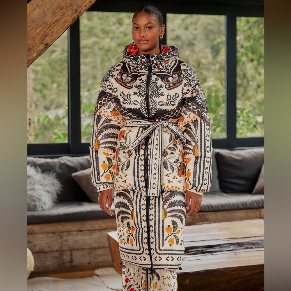 Farm Rio Palms Paradise Sand Reversible Puffer Jacket - Picture 2 of 8